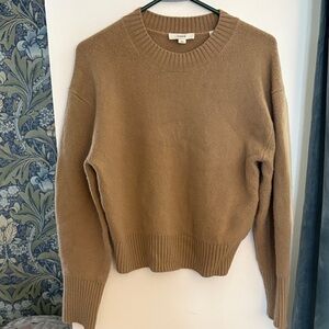 Vince wool + cashmere blend light brown sweater. EUC. Size M. Hits above hip.